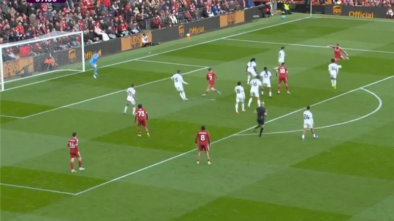 محمد صلاح يسجل في شباك فولهام.. الريدز يتقدم (2-0) بالشوط الأول