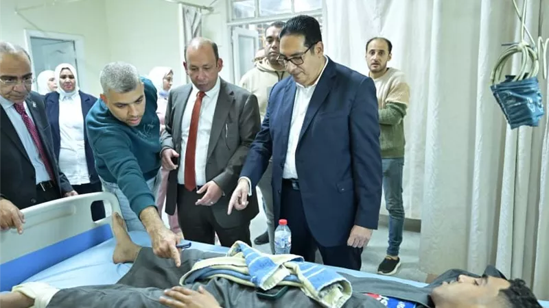 بعد حريق محدود.. رئيس جامعة القاهرة يؤكد انتظام الرعاية لمرضى قصر العيني