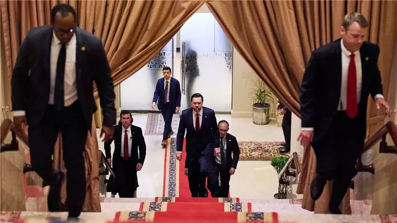 إسرائيل تلوح بالتصعيد.. عودة الحرب إذا انهارت مفاوضات إيران وأمريكا