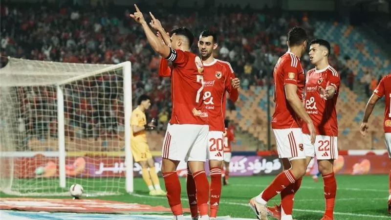 بقاضية طاهر في الـ+90 .. الأهلي يهزم سموحة (2-1) ويصعد لوصافة الدوري 