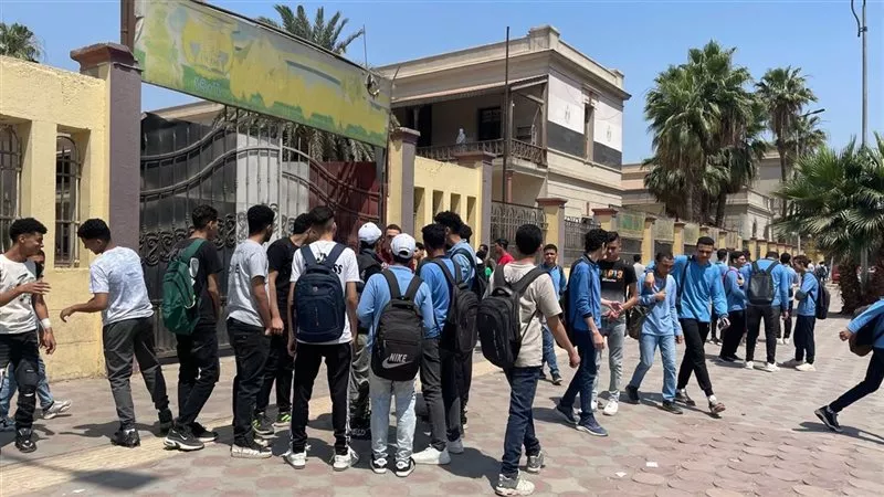 المدارس تحذر طلاب الثانوي: الغياب غدًا يحرمكم من درجات أعمال السنة