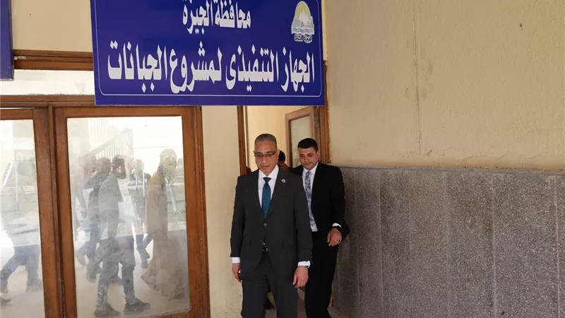 محافظ الجيزة يتفقد مقر جهاز مشروع الجبانات بمدينة 6 أكتوبر 