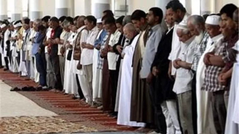 أين يقف الإمام في صلاة الجنازة على النساء؟.. أمينة الفتوى تجيب 