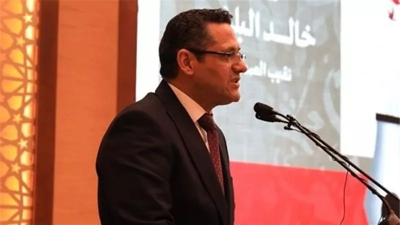 نقيب الصحفيين يحذر من خطورة التناول غير المنضبط لحوادث الانتحار
