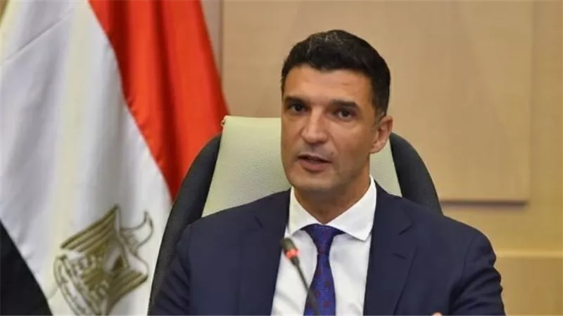 //وزير الصناعة يوسع تراخيص إقامة الأنشطة الصناعية إلى 65 نشاطاً داخل المدن