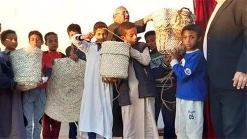  لدعم المواهب بقرى سيوة.. «الثقافة» تطلق قافلة المسرح المتنقل غدا