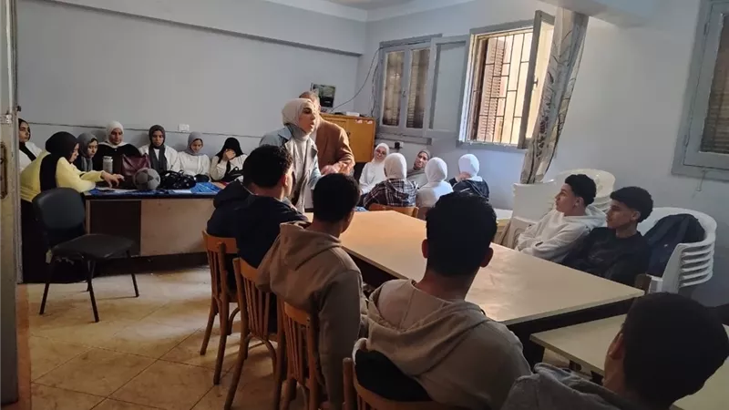 شباب كفر الشيخ يواصل جلساته التفاعلية للتوعية بقضايا السكان وحقوق الفتاة