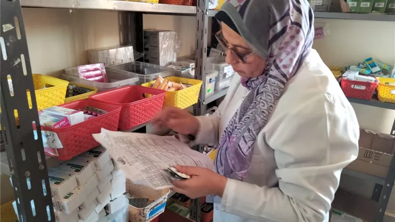  توقيع الكشف الطبي على 1504 مواطن خلال قافلة طبية بقرى كفر الشيخ 