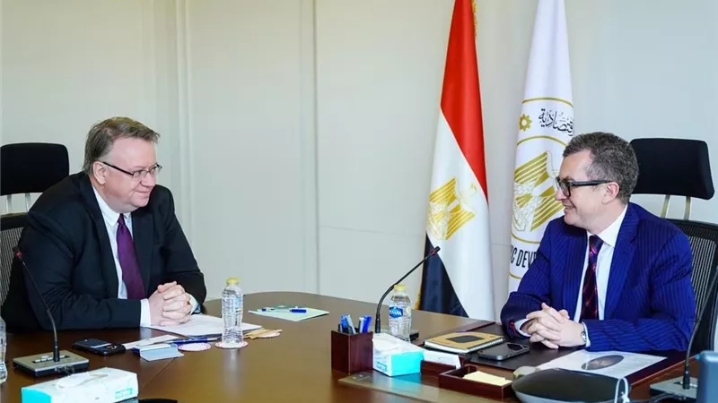 وزير التخطيط يبحث مع منظمة العمل تعزيز التشغيل وتوليد فرص عمل مستدامة