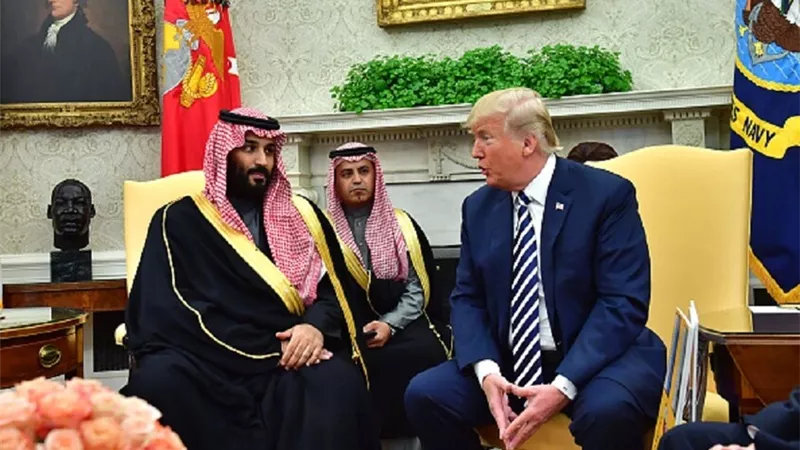 وول ستريت جورنال: السعودية تضغط على البيت الأبيض لإنهاء الحصار
