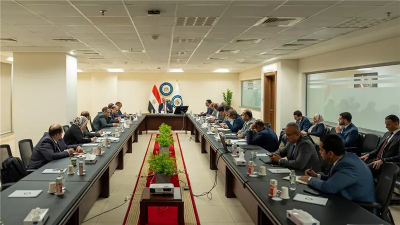 وزير البترول : الاستثمار في العنصر البشري يقود تطوير قطاع الثروة المعدنية