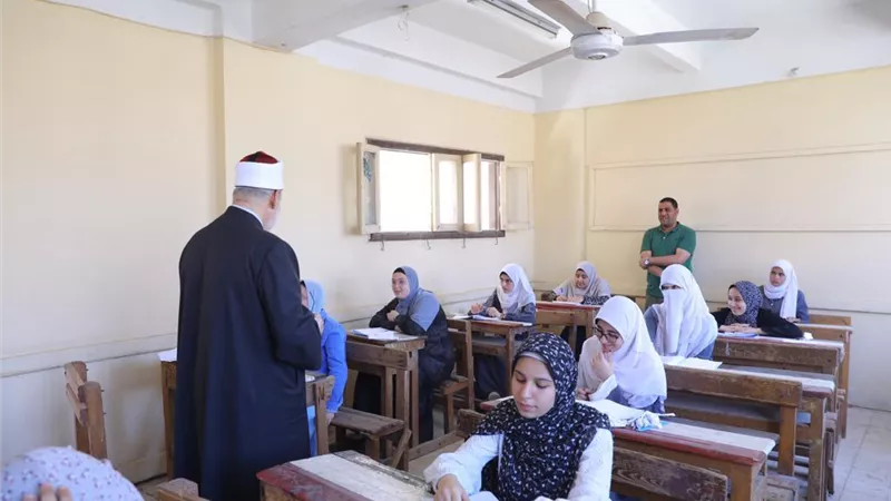 المعاهد الأزهرية يطلق برنامج مراجعة القرآن والقراءات.. سجل الآن