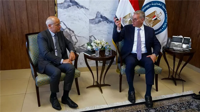 البترول تعززالشراكات العالمية..اتفاق مرتقب مع توتال للتنقيب في غرب المتوسط