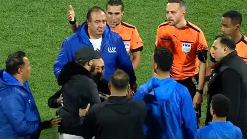  ألغى هدفين للإسماعيلي.. منع خالد جلال من الاعتداء على حكم لقاء الكهرباء 