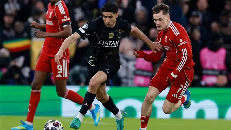 محمد صلاح شارك بديلًا.. تعادل سلبي بين ليفربول وسان جيرمان بالشوط الأول