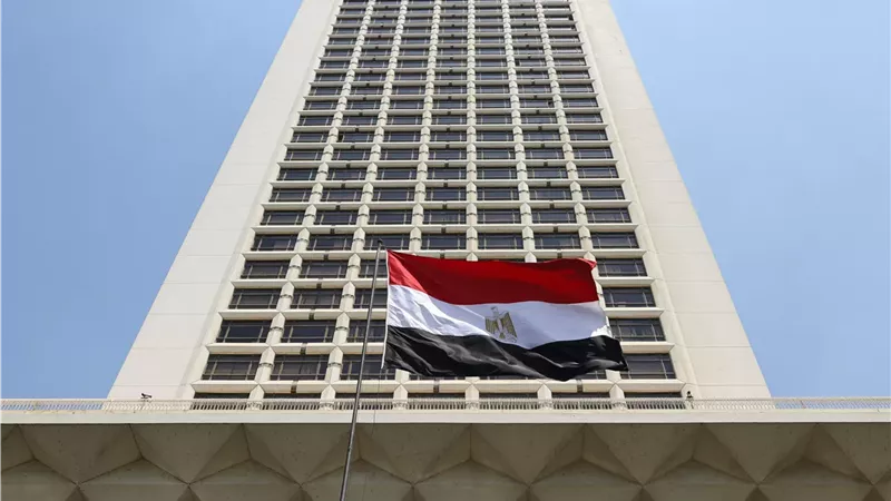 افتتاح مكتب للتصديقات والخدمات القنصلية في جامعة القاهرة