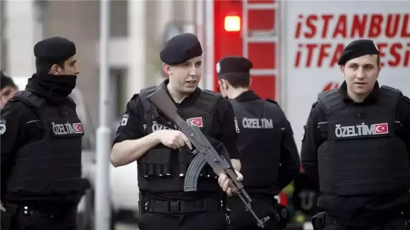 مقتل 4 أشخاص وإصابة 20 آخرين بإطلاق نار في مدرسة بتركيا