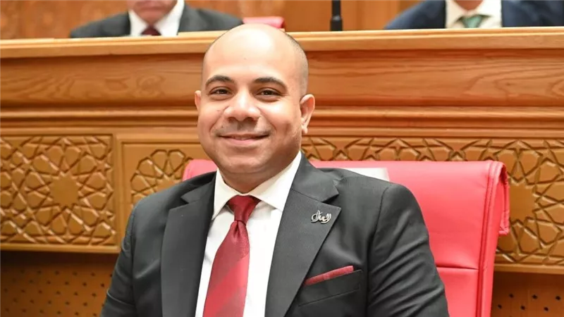 علي خليفة يدعو القيادات الشعبية لمناقشة 