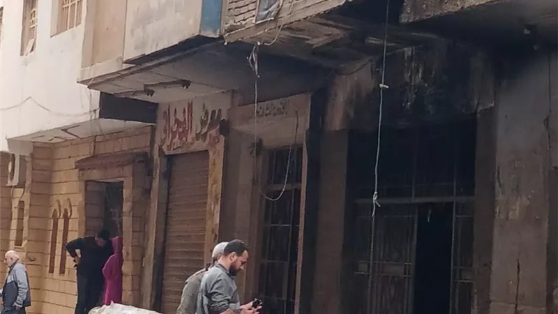 مشاهد مأساوية من موقع حريق مصنع ملابس بالزاوية الحمراء|صور