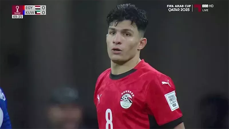 رغم إصابته بالصليبي.. حسام حسن يضم إسلام عيسى لبعثة منتخب مصر بالمونديال
