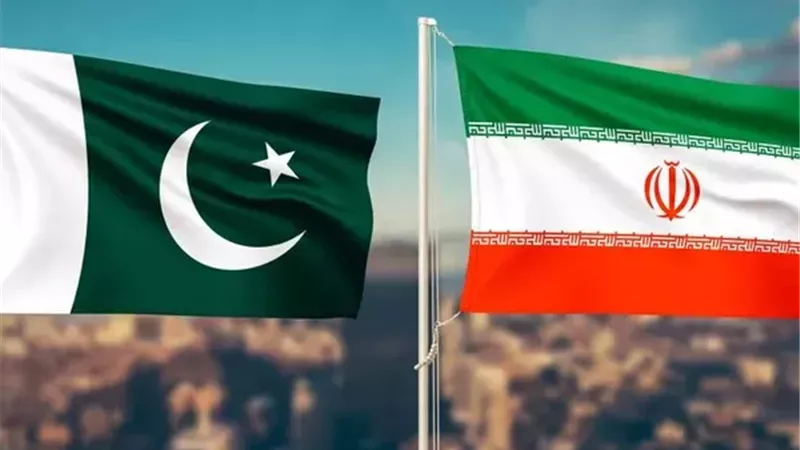  مسؤولون في طهران يعقدون اليوم مباحثات مع وفد باكستاني حول مفاوضات واشنطن