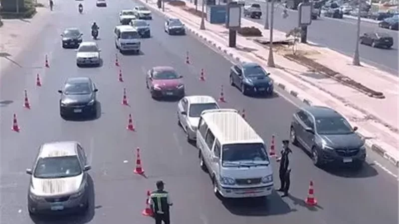للمسافرين والسائقين.. تعرف على الحالة المرورية بشوارع المنيا اليوم