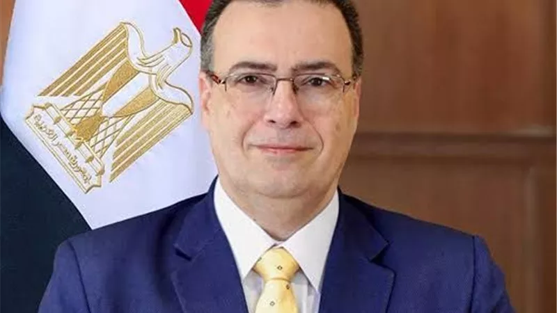 المفتي يهنئ حاتم نبيل بتجديد تكليفه رئيسًا للجهاز المركزي للتنظيم والإدارة
