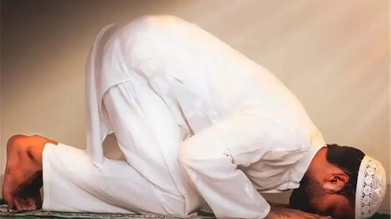 ما أهمية الصلاة في حياة المسلم؟.. أمين الفتوى يجيب