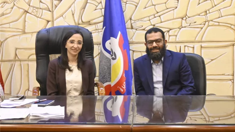 محافظ البحيرة يلتقي النواب لإنهاء مشروعات الخدمات العالقة بالقرى والمراكز