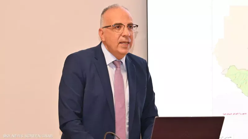 وزير الري يتابع جهود هيئة المساحة في حصر وميكنة أراضي الدولة 