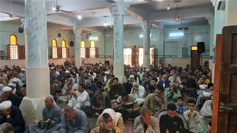 من منابر أسيوط.. دعوة لنبذ الإحباط والتمسك بطاقة الأمل في خطبة الجمعة