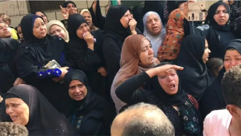 حكم اتباع النساء الجنائز.. دار الإفتاء تجيب