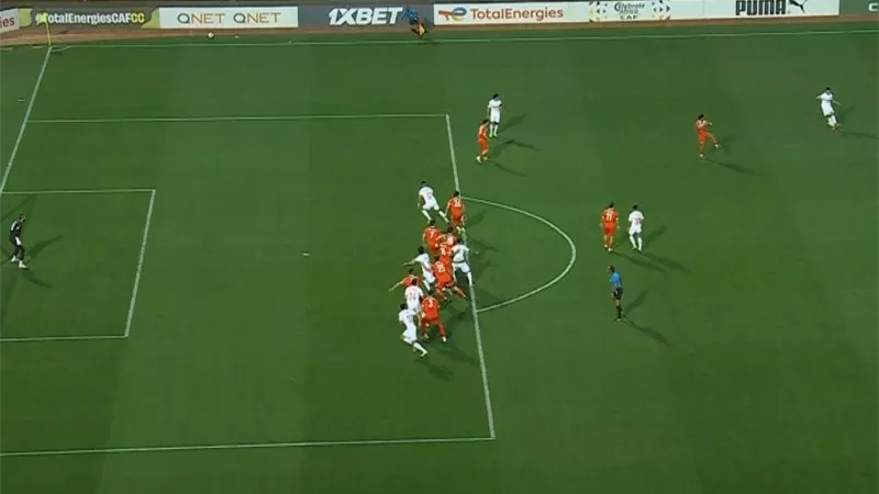 الزمالك يتعادل (0-0) أمام شباب بلوزداد في الشوط الأول