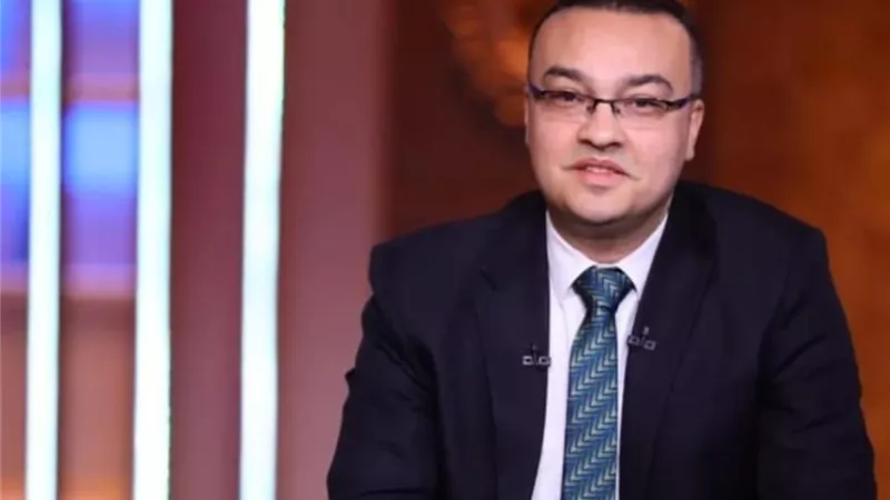 أحمد معطي: الذهب سيواصل الصعود والأسهم تستعد لأسبوع قوي بعد فتح مضيق هرمز