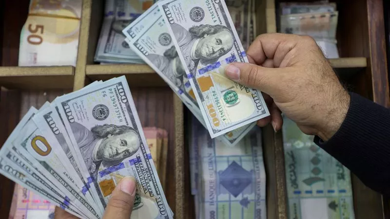تعرف على سعر الدولار اليوم الإثنين بالبنوك بداية التعاملات