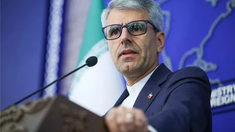 طهران تدين انتهاك واشنطن لوقف إطلاق النار وتتضامن مع سلطنة عمان