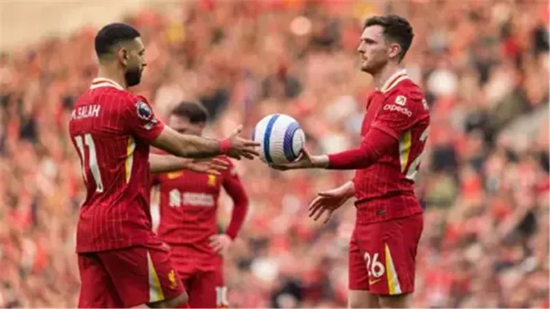 روبرتسون يكشف كواليس حديثه مع محمد صلاح قبل ديربي ميرسيسايد