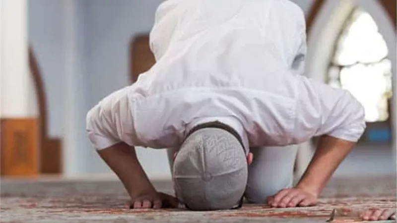حكم وصل النافلة بالفريضة دون فاصل.. دار الإفتاء تجيب 