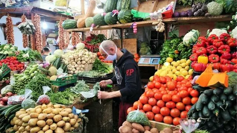 الطماطم تواصل الصعود.. أسعار الخضروات في الأسواق اليوم 27 أبريل
