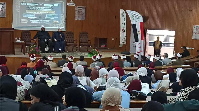 البحوث الإسلامية: أركان الإسلام تشكل الجوهر الداخلي للإنسان وتبني وعيه 