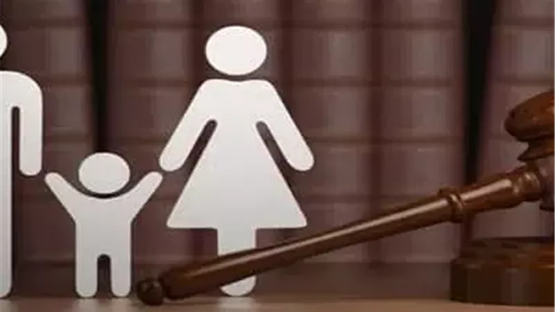 للمطلقات.. تفاصيل إدراج الممتنعين عن سداد النفقة على قوائم المنع من السفر