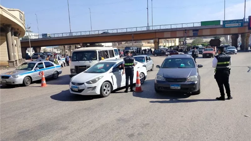 بـ8 مراكز.. حملات مرورية مكثفة بالشرقية لضبط السيارات المخالفة