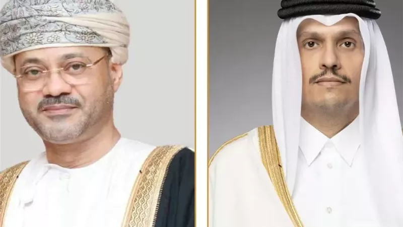 لبحث جهود خفض التصعيد.. اتصال هاتفي بين وزيري خارجية قطر وعمان