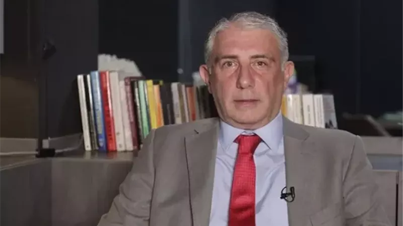 محلل سياسي: عون يفتح ملف التفاوض مع إسرائيل ويثير جدلاً داخلياً في لبنان