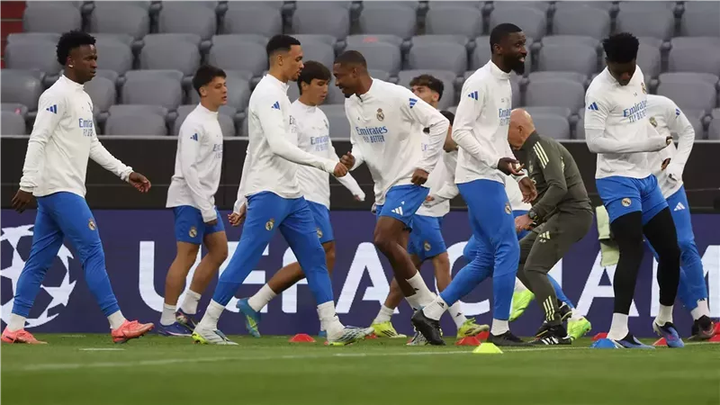 ريال مدريد ينفي التفاوض مع جوزيه مورينيو لتدريب الفريق