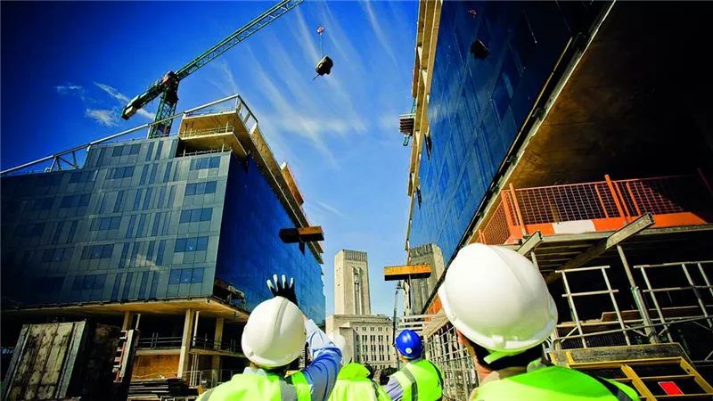 هبوط قوي في الحديد وارتفاع الأسمنت.. مفاجآت أسعار مواد البناء اليوم