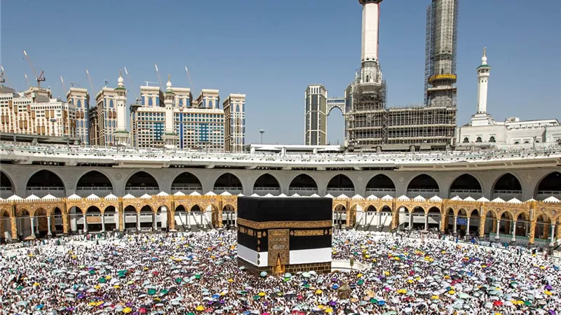 هل يجوز الحج عن الوالدين المتوفين في مرة واحدة؟.. دار الإفتاء يجيب 