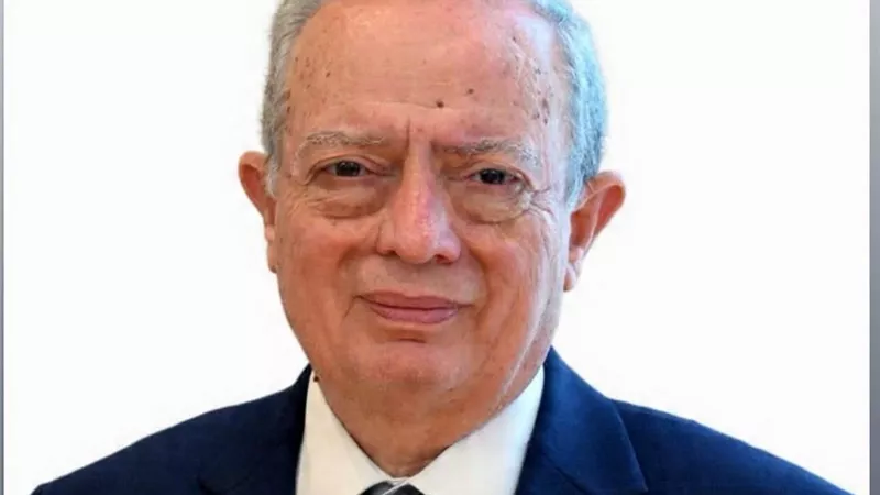 نائب رئيس الوزراء يهنئ  الرئيس السيسي بذكرى عيد تحرير سيناء