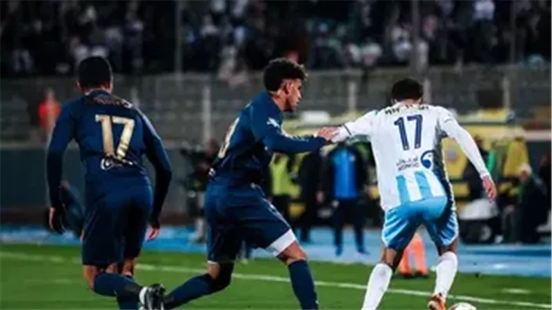 التشكيلات المتوقعة لقمة الزمالك وبيراميدز بالدوري المصري