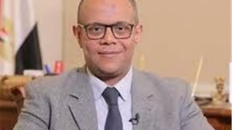 خاص|حسام عيد: البورصة تمر بمرحلة تصحيح فني والمؤشر قد يهبط لـ48.5 ألف نقطة